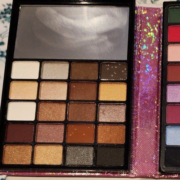 Deluxe Collection of 48 Eye Shadow Colors by Italia Deluxe - Picture 3 of 3